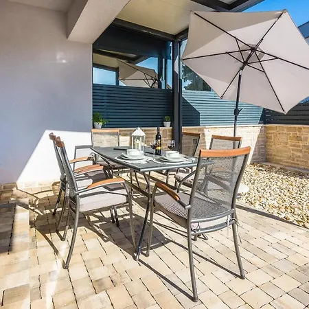 Casa de Férias Holiday House With A Parking Space - 20224 Vir